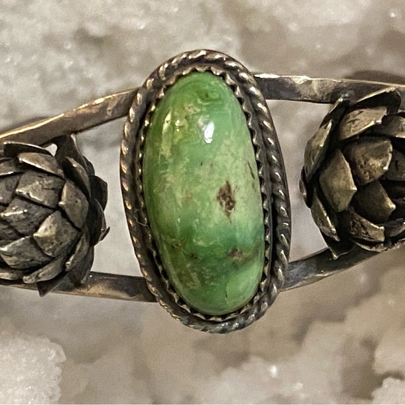 Sterling & Damele Turquoise Cuff - Picture 4 of 10